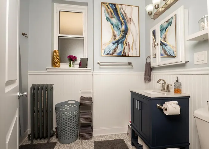 Chic & Comfy 3br, Family Friendly