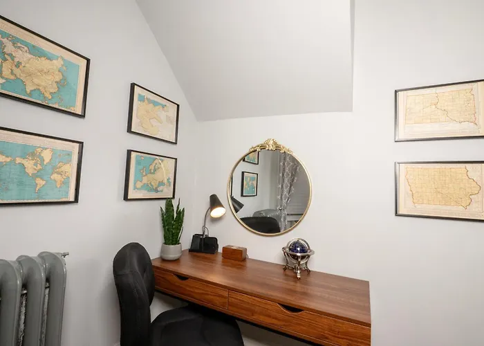 Chic & Comfy 3br, Family Friendly Apartment Chicago